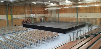 Podestbühne Indoor Veranstaltung Konzert sicherer Unterbau