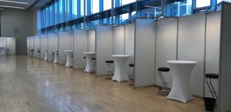 Messebau in Mainz, Offenbach und Rhein-Main, Standbau Stellwände Octanorm weiß