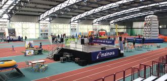 Podestbühne Indoor Layher Event-System